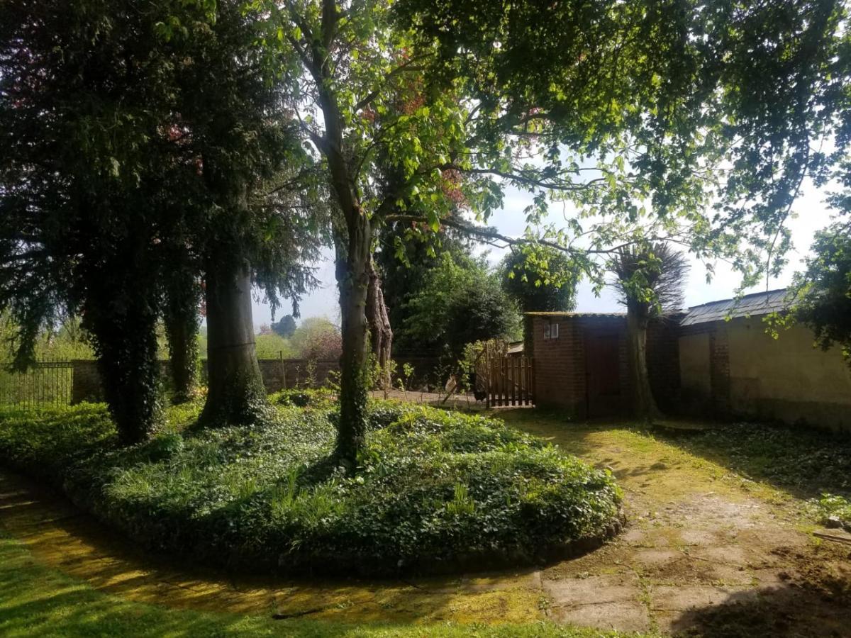 Gite Normandie Forges-les-Eaux Esterno foto